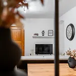 شقة K1 Piatok Sobota Disco Cez Tyzden Tichy *