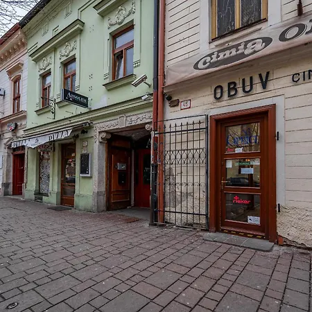 K1 Piatok Sobota Disco Cez Tyzden Tichy Apartment Košice